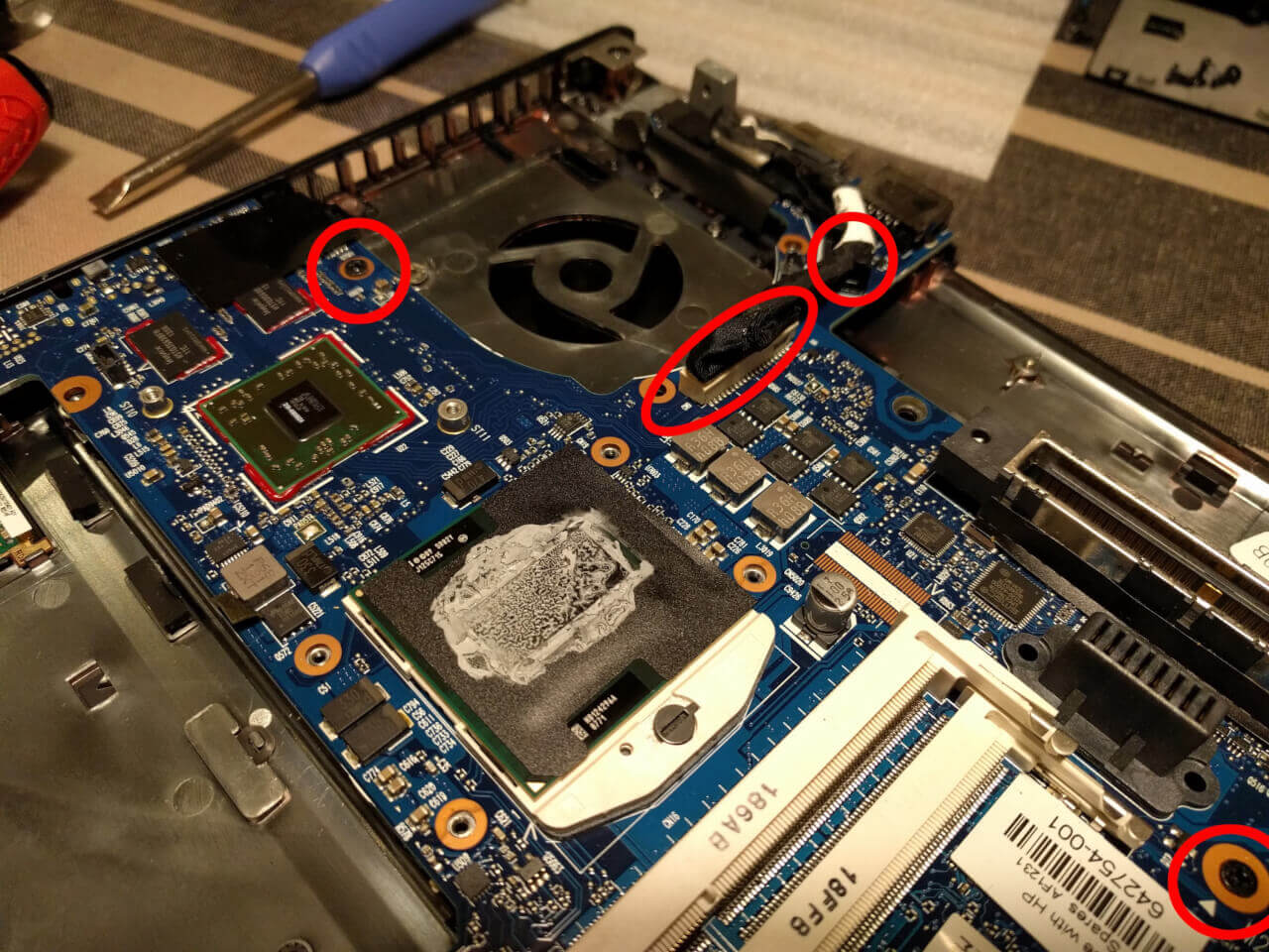 壊れたEliteBook 8460wがシステム基板移植で復活!!