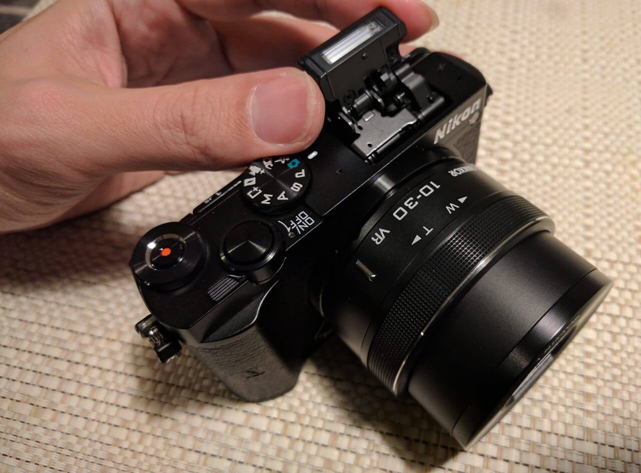 Nikon 1 J5 標準パワーズームレンズキット – buzzyvox