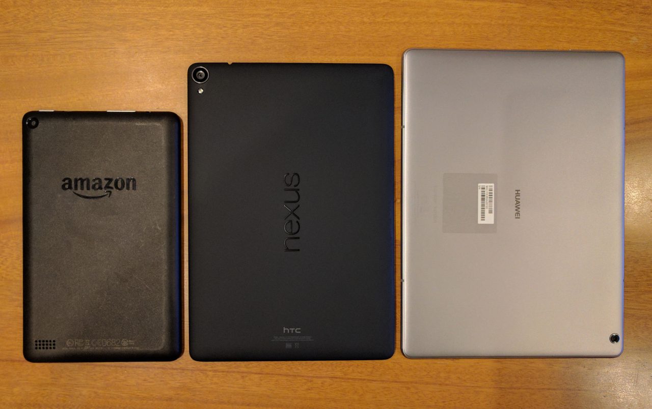 Fireタブレット x Nexus 9 x MediaPad M3 lite 10のサイズ比較