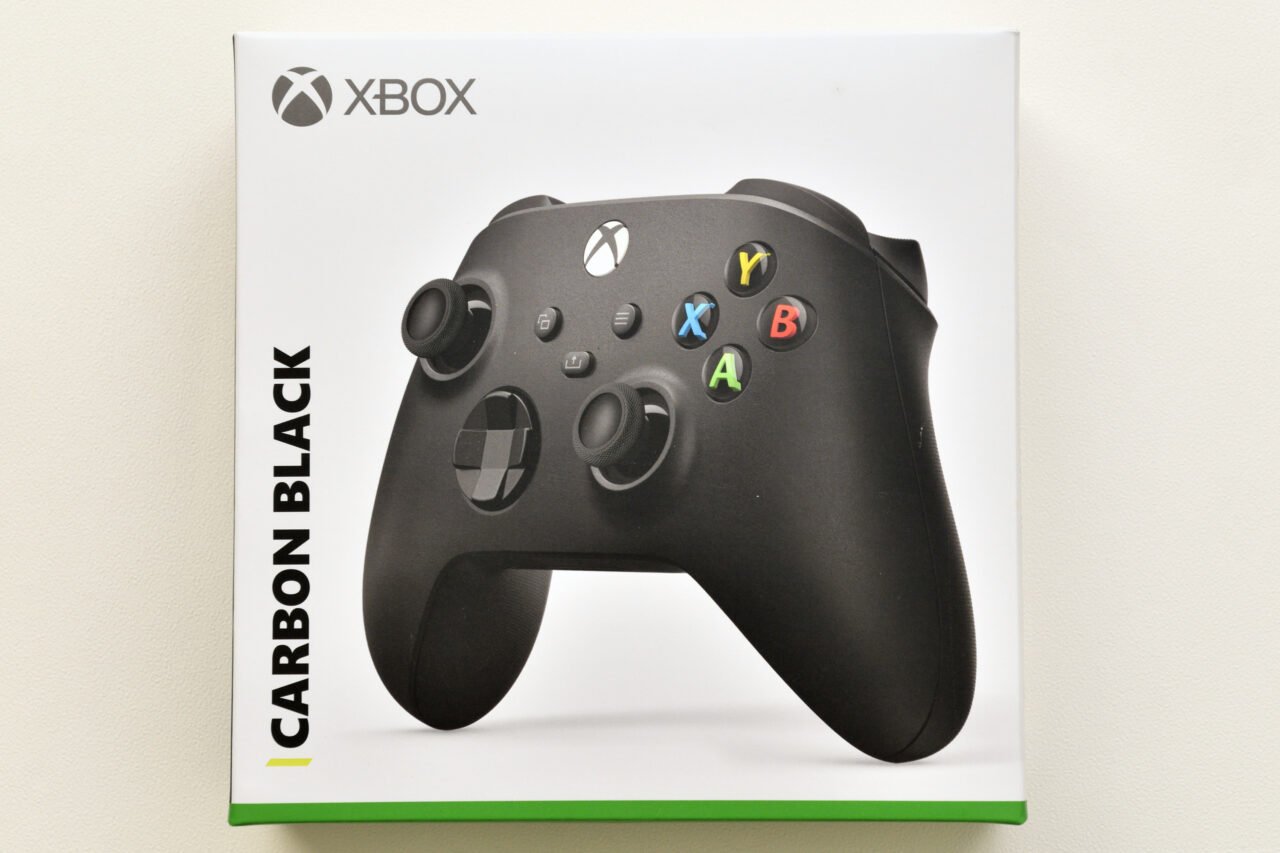 Xbox ワイヤレス コントローラーのパッケージ