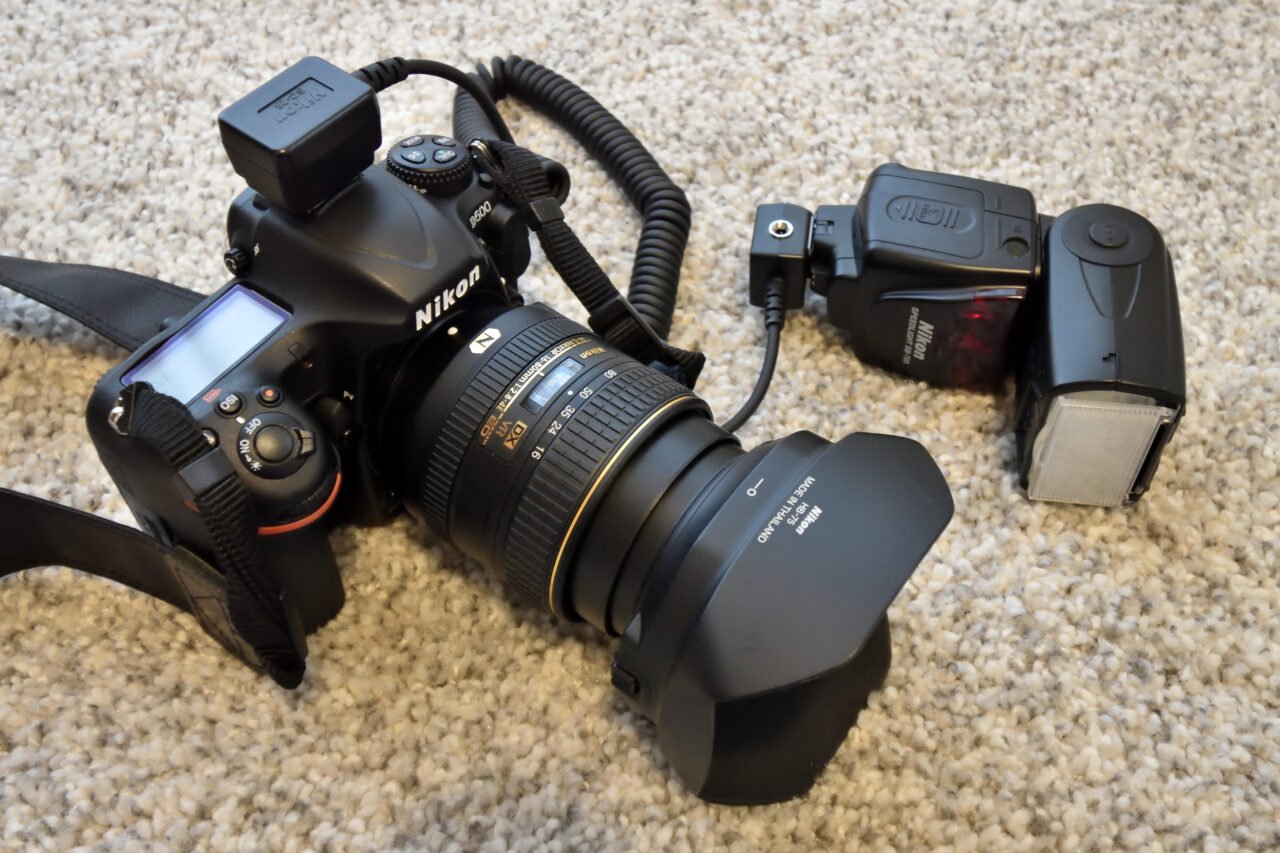 D500とSB-700を接続