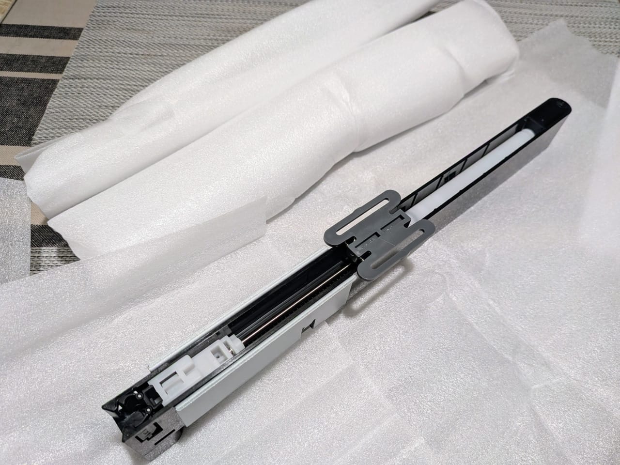 『ノダ：アトリア戸車引戸用ソフトクローザー後期型』（部材品番なし）