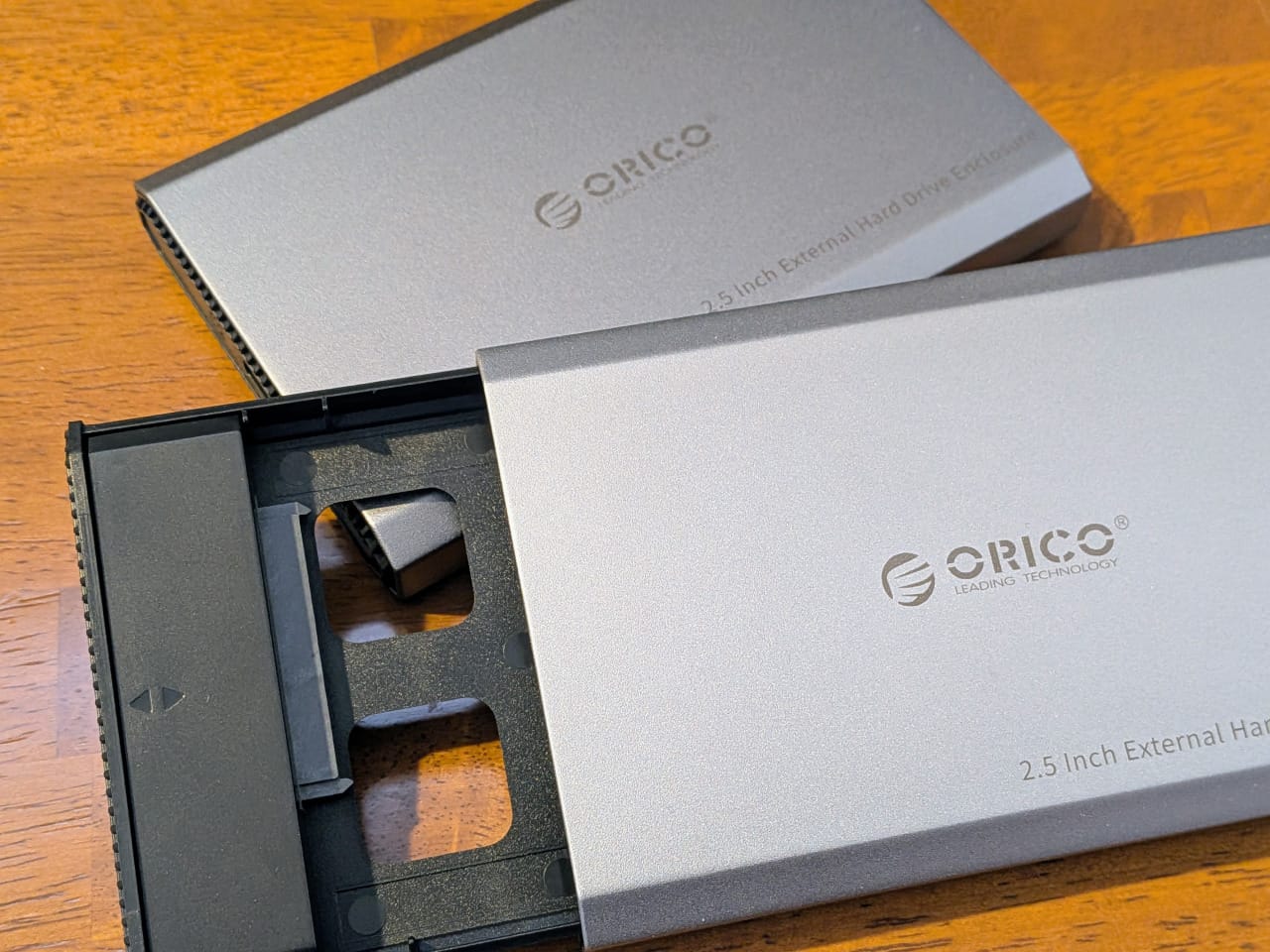 ORICO 2.5インチ アルミ SATA HDD/SSD ケース